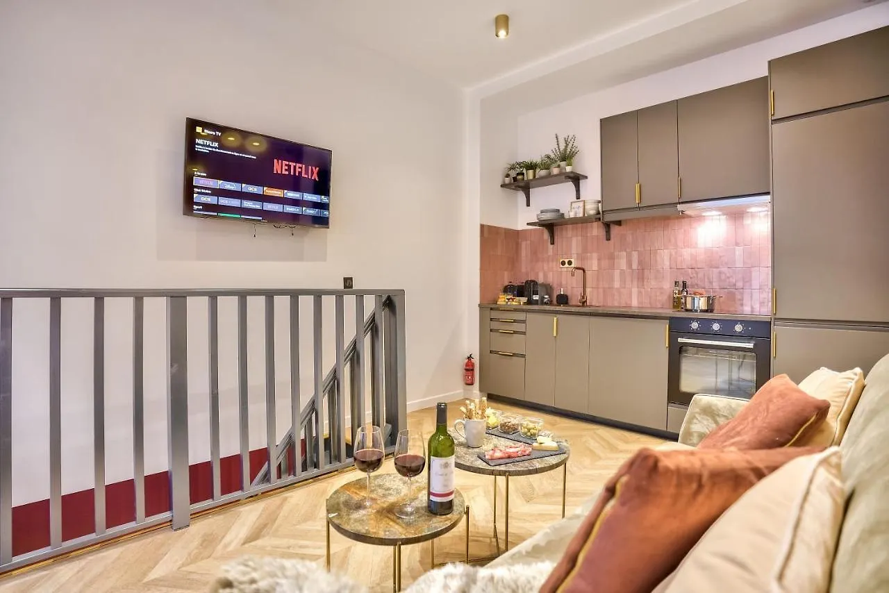 New Eiffel Tour ! Splendid Apartments In The Heart Of Paris 0*,  France