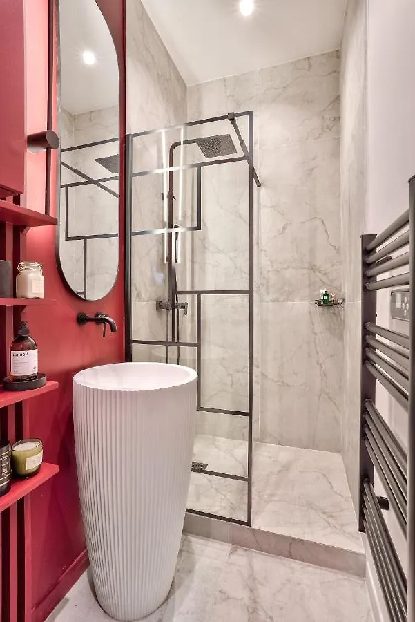 New Eiffel Tour ! Splendid Apartments In The Heart Of Paris France