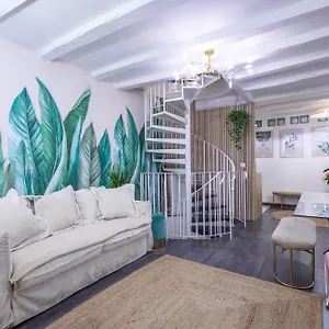 - Le Louvre Working & Living Appartement