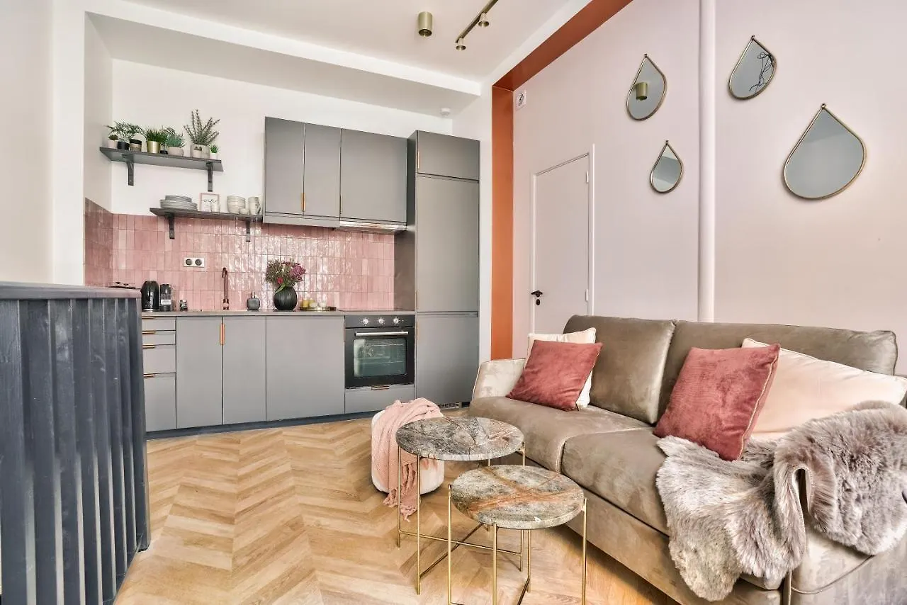 New Eiffel Tour ! Splendid Apartments In The Heart Of Paris